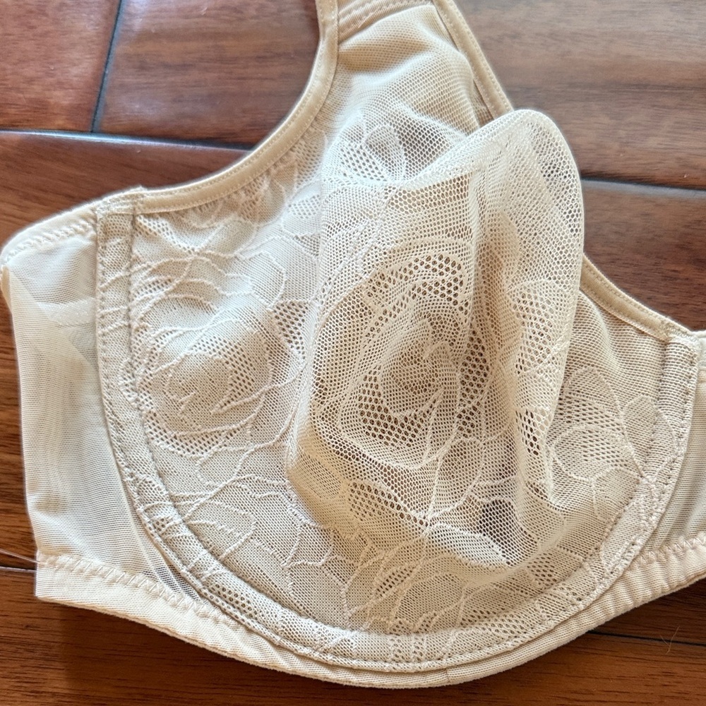 NWT Wacoal Stark Beauty Underwire Bra 855225 Lace - Cream 36D - Picture 2 of 6